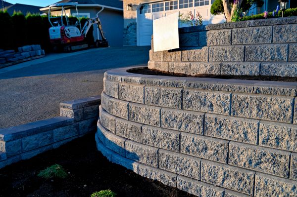 Stone Retaining Wall Repair in Columbia
